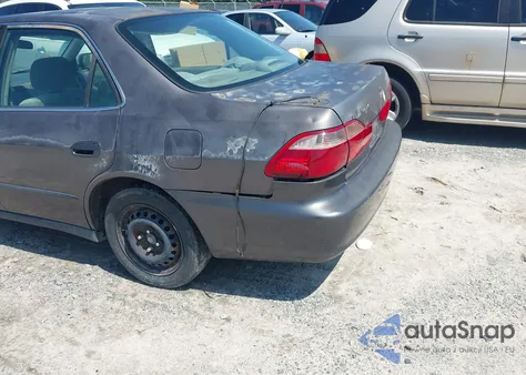 1999 Honda Accord Lx from USA, damaged, VIN 1HGCG5646XA089126